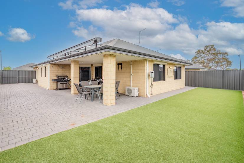 100 Gallipoli Avenue, BYFORD, WA 6122 AUS