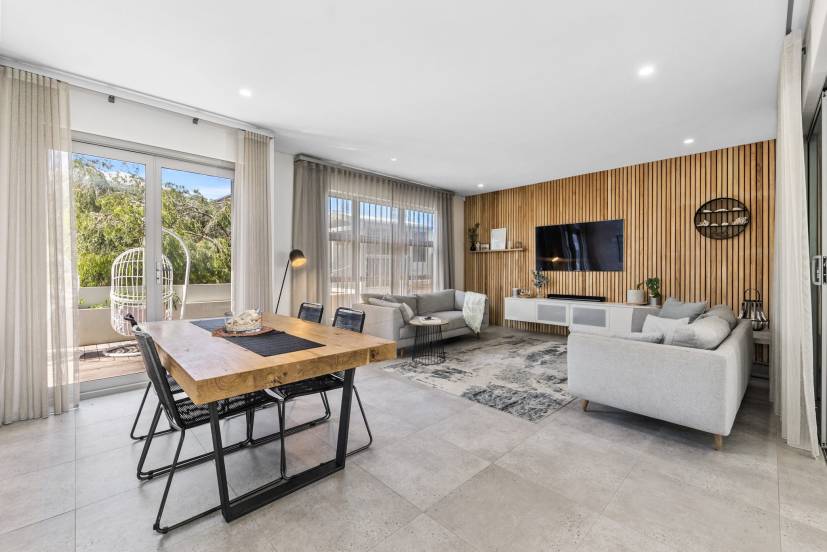 NORTH COOGEE, WA 6163 AUS