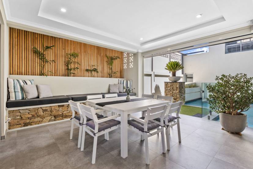 NORTH COOGEE, WA 6163 AUS