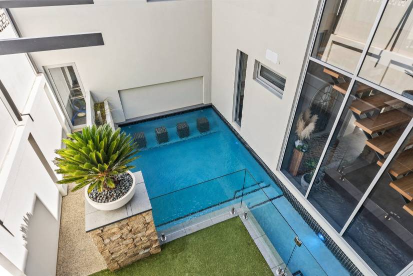 NORTH COOGEE, WA 6163 AUS