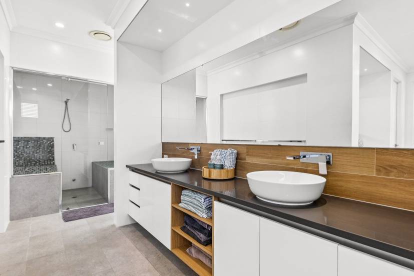 NORTH COOGEE, WA 6163 AUS