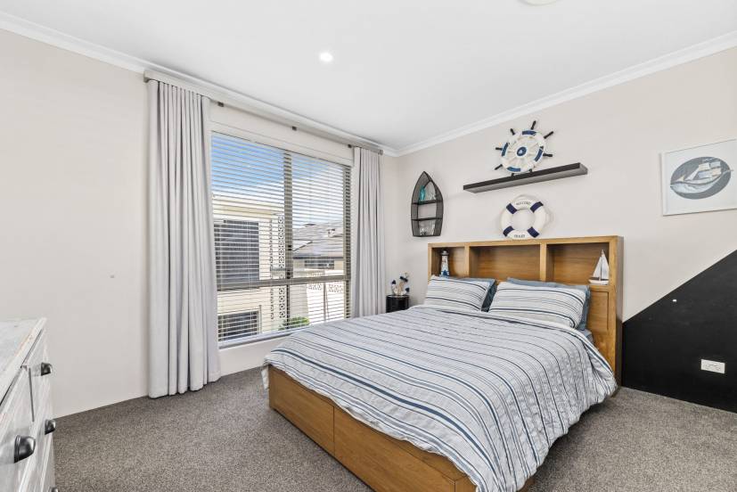NORTH COOGEE, WA 6163 AUS