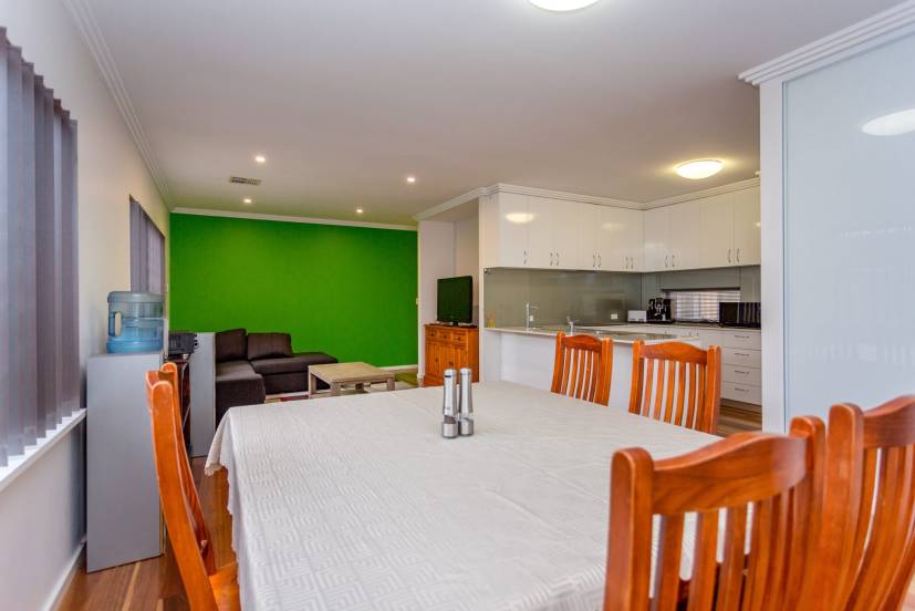 12 Monument Street, HARRISDALE, WA 6112 AUS