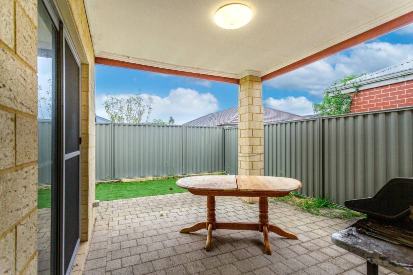 12 Monument Street, HARRISDALE, WA 6112 AUS