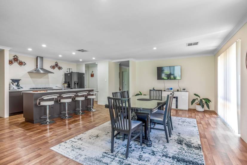 15 Galena Way, BYFORD, WA 6122 AUS