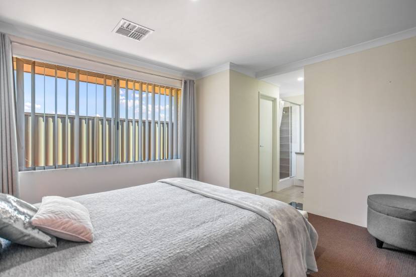 15 Galena Way, BYFORD, WA 6122 AUS