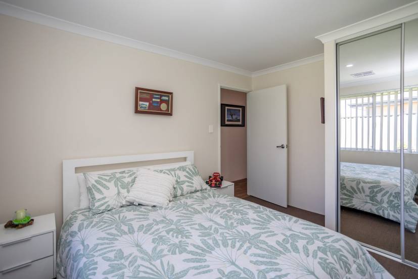 15 Galena Way, BYFORD, WA 6122 AUS