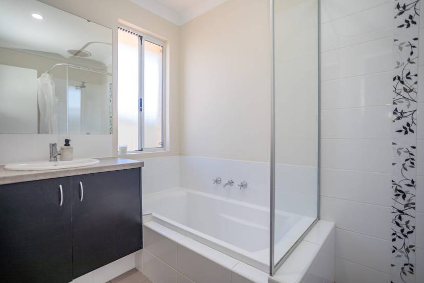 15 Galena Way, BYFORD, WA 6122 AUS