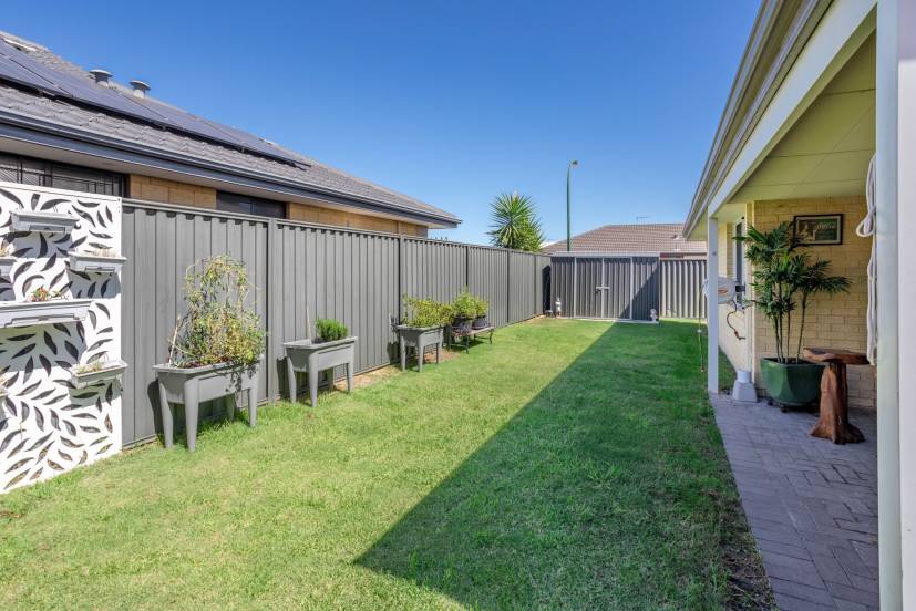 15 Galena Way, BYFORD, WA 6122 AUS