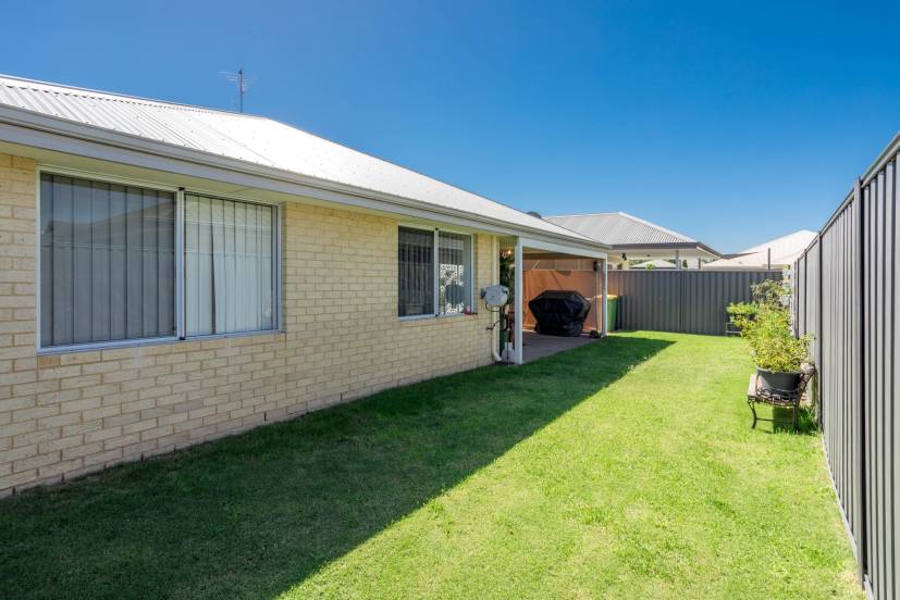 15 Galena Way, BYFORD, WA 6122 AUS