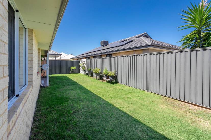 15 Galena Way, BYFORD, WA 6122 AUS