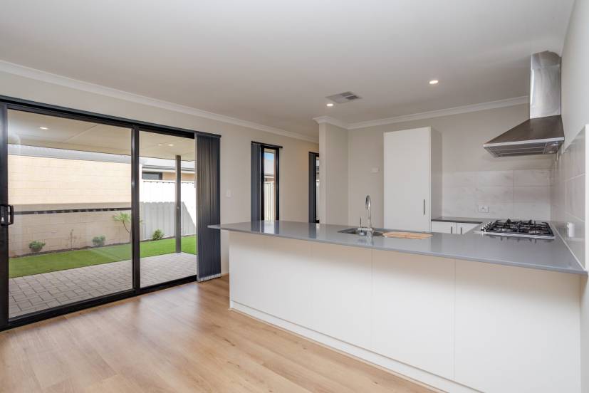 47 Greenpoint Way, HILBERT, WA 6112 AUS