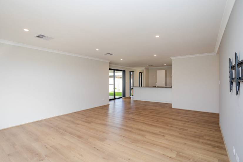 47 Greenpoint Way, HILBERT, WA 6112 AUS