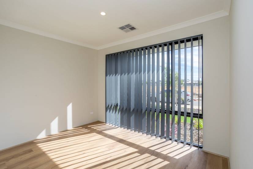 47 Greenpoint Way, HILBERT, WA 6112 AUS