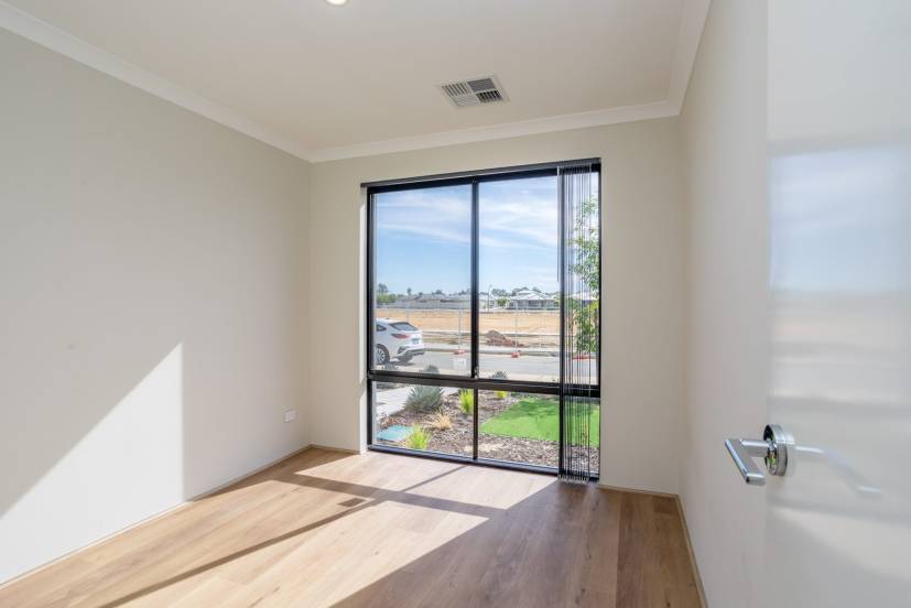 47 Greenpoint Way, HILBERT, WA 6112 AUS