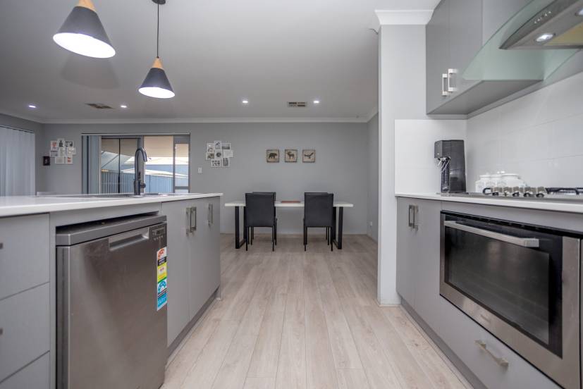 41 Galena Way, BYFORD, WA 6122 AUS