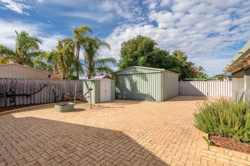12 Tinsley Close, ATWELL, WA 6164 AUS