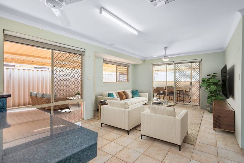 12 Tinsley Close, ATWELL, WA 6164 AUS