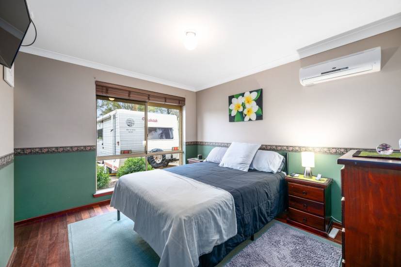 16 Swingler Way, GOSNELLS, WA 6110 AUS