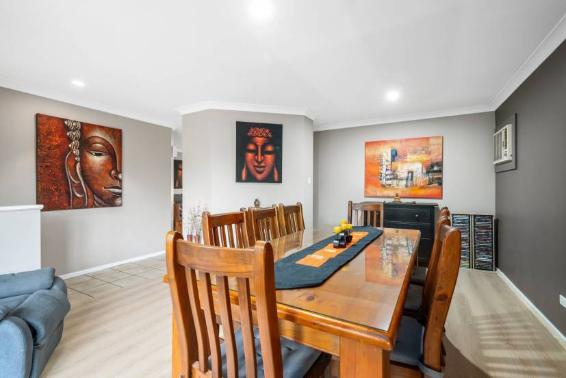 16 Swingler Way, GOSNELLS, WA 6110 AUS