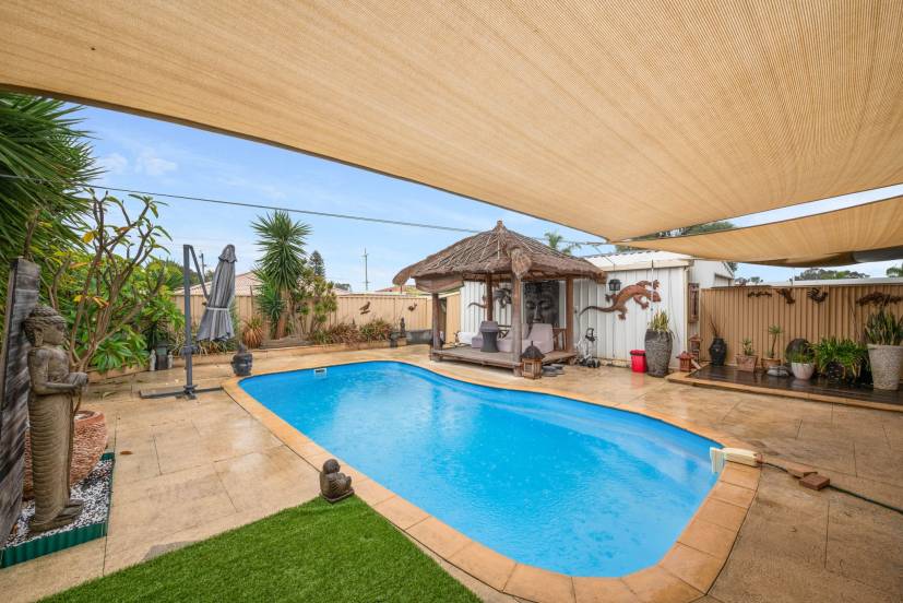 16 Swingler Way, GOSNELLS, WA 6110 AUS