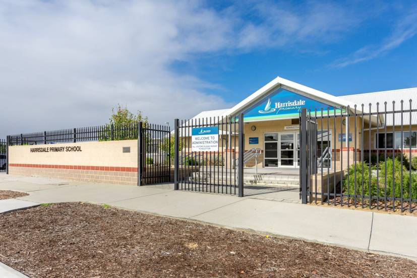 58 Whitmore Loop, HARRISDALE, WA 6112 AUS