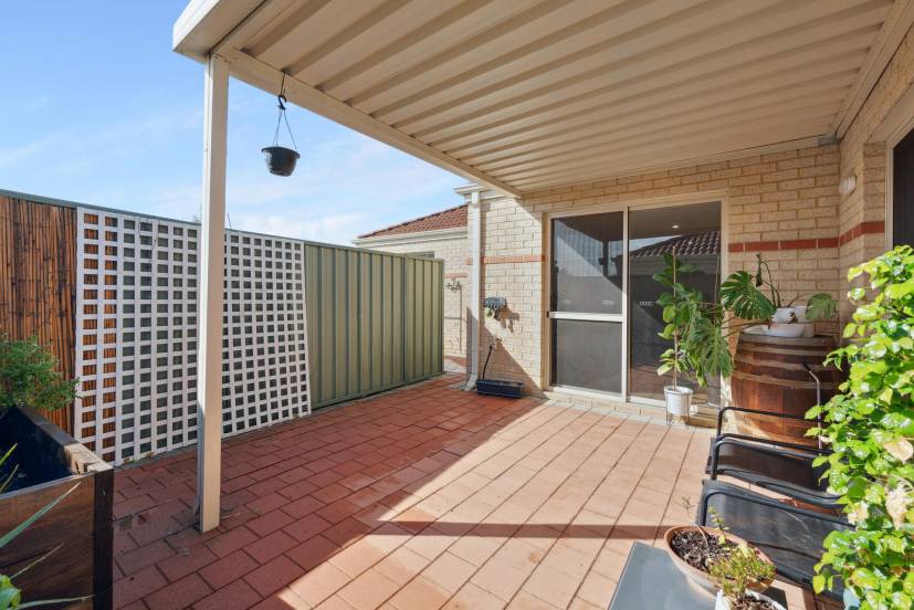 10/12 Arthur Street, CANNINGTON, WA 6107 AUS