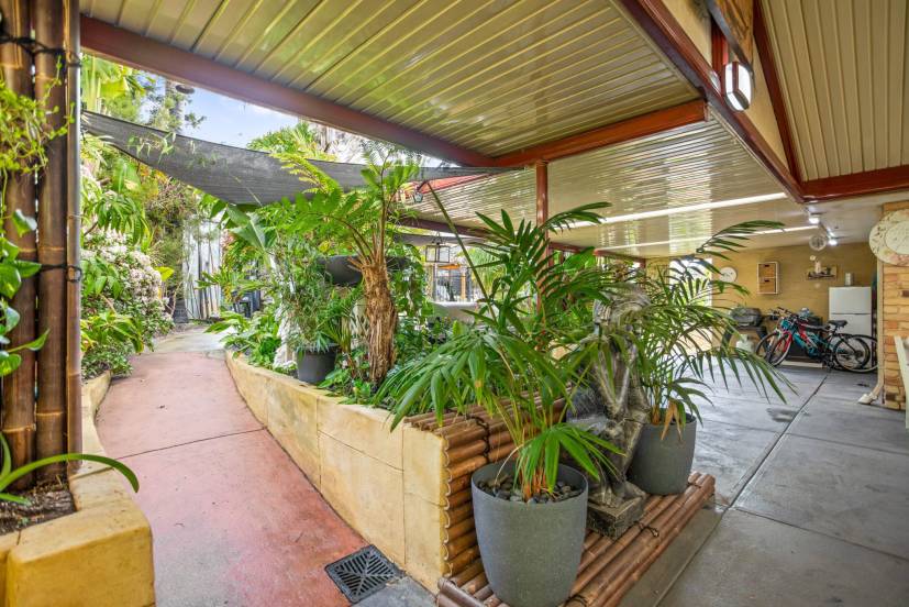 65 Huntingdale Road, HUNTINGDALE, WA 6110 AUS