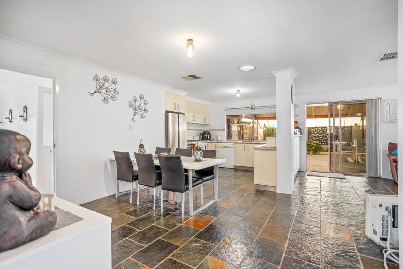 65 Huntingdale Road, HUNTINGDALE, WA 6110 AUS
