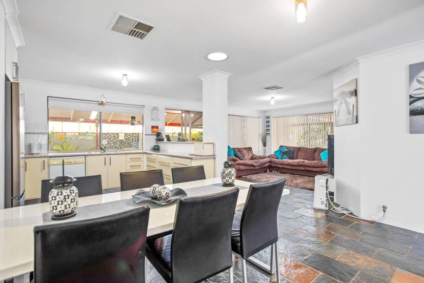 65 Huntingdale Road, HUNTINGDALE, WA 6110 AUS