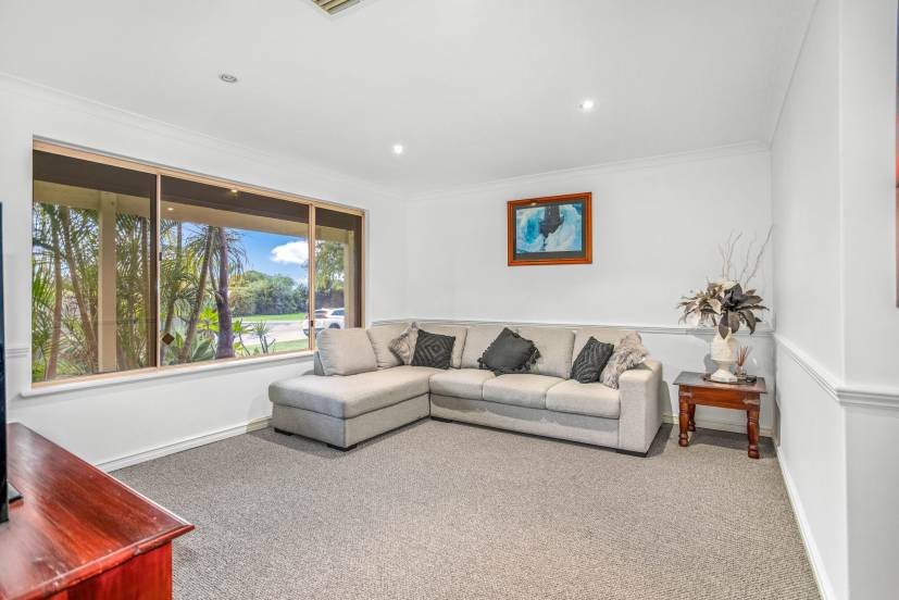 65 Huntingdale Road, HUNTINGDALE, WA 6110 AUS