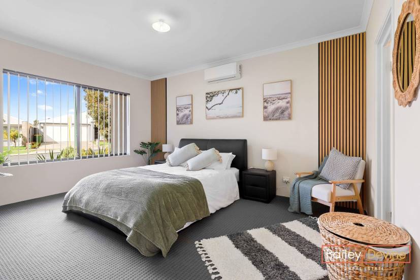 5 Plavin Street, PIARA WATERS, WA 6112 AUS