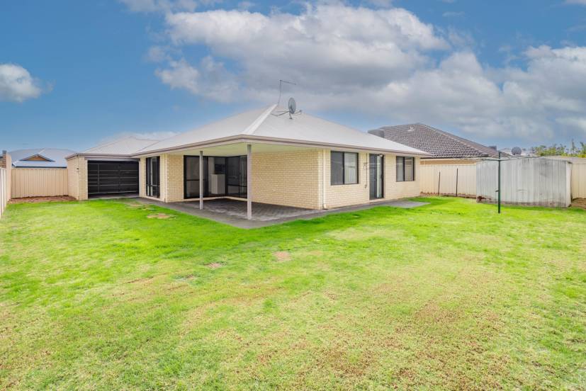 6 Hogan Place, SOUTHERN RIVER, WA 6110 AUS