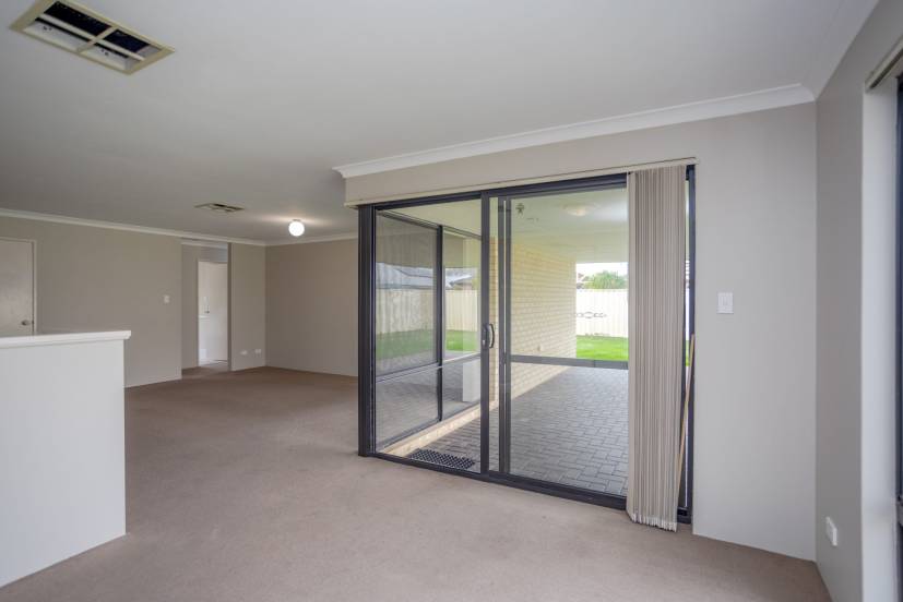 6 Hogan Place, SOUTHERN RIVER, WA 6110 AUS
