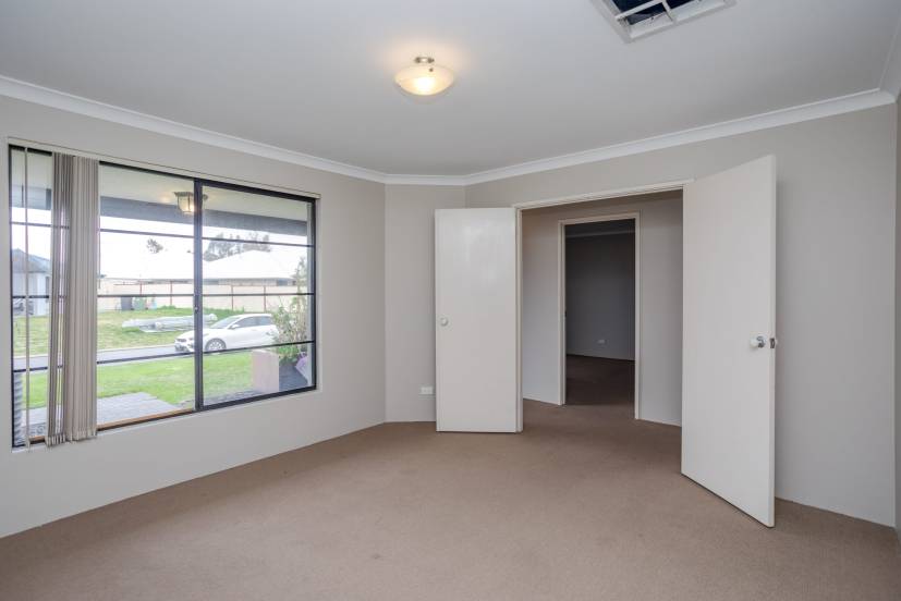 6 Hogan Place, SOUTHERN RIVER, WA 6110 AUS