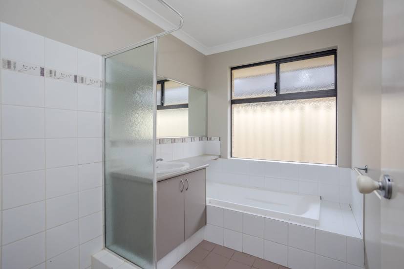 6 Hogan Place, SOUTHERN RIVER, WA 6110 AUS