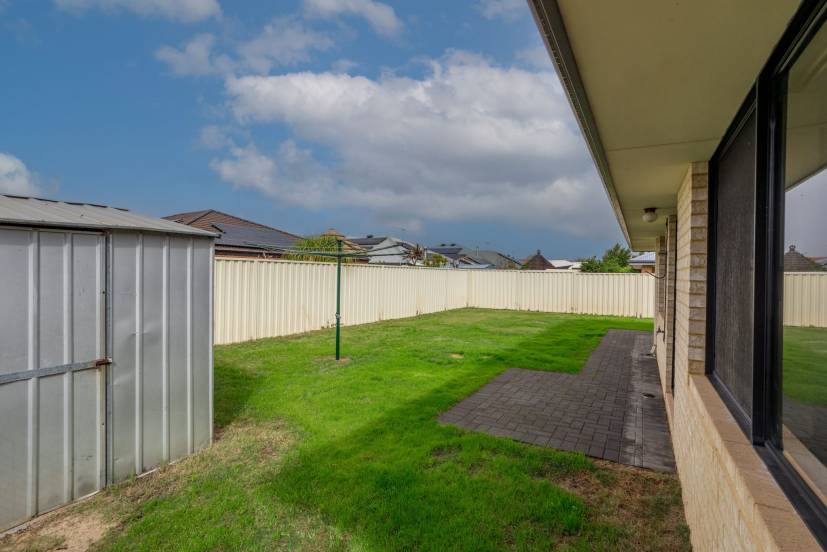 6 Hogan Place, SOUTHERN RIVER, WA 6110 AUS