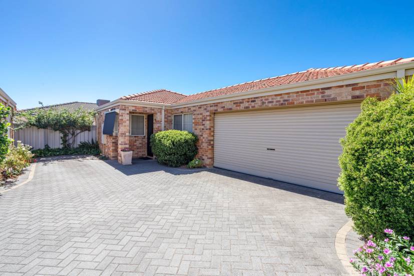 9/7 Lester Drive, THORNLIE, WA 6108 AUS