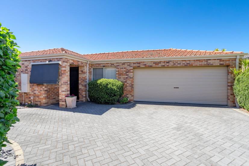 9/7 Lester Drive, THORNLIE, WA 6108 AUS