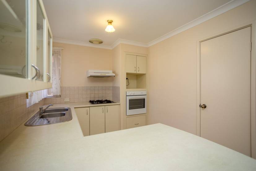 9/7 Lester Drive, THORNLIE, WA 6108 AUS