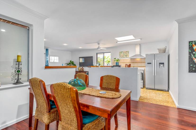 3 Arkansas Way, GREENFIELDS, WA 6210 AUS