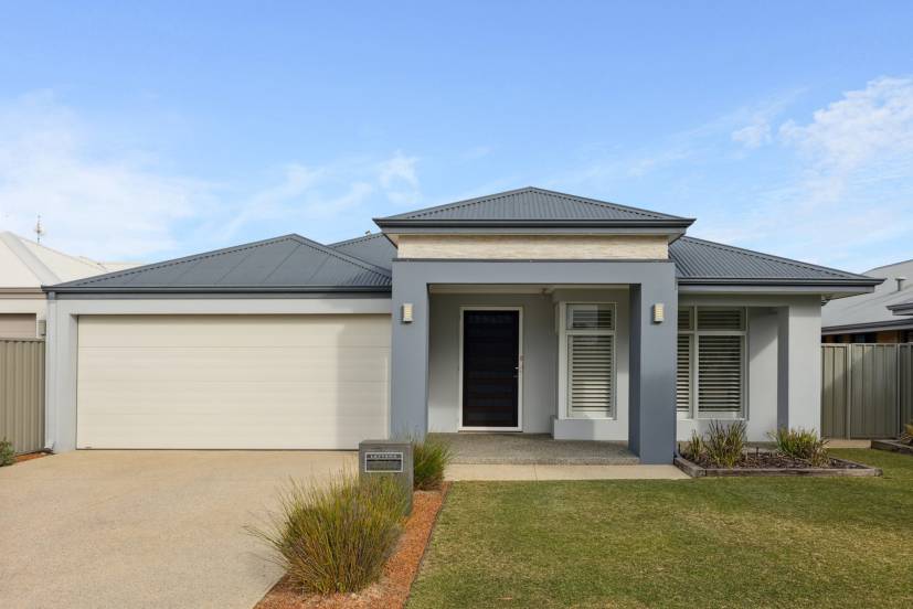 8 Littabella Avenue, WANDI, WA 6167 AUS
