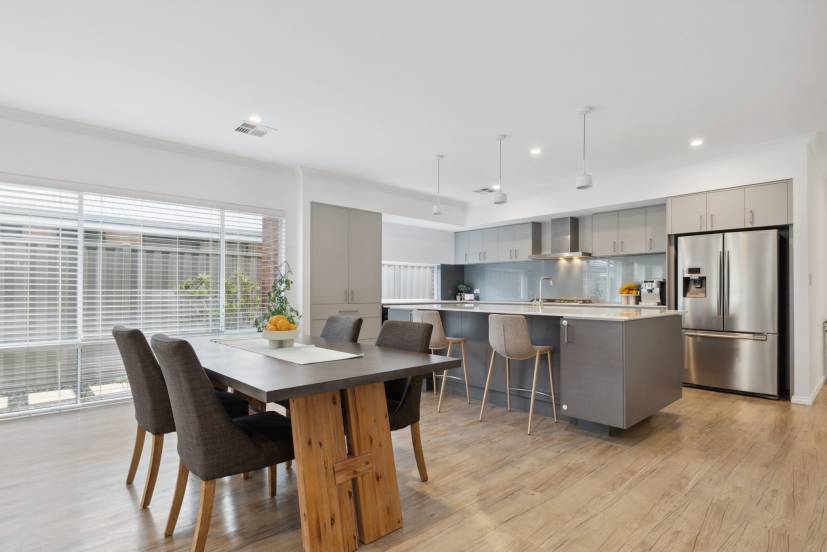 8 Littabella Avenue, WANDI, WA 6167 AUS