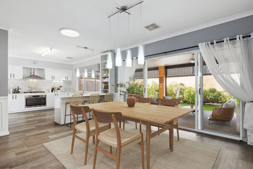 30 Barraberry Way, BYFORD, WA 6122 AUS