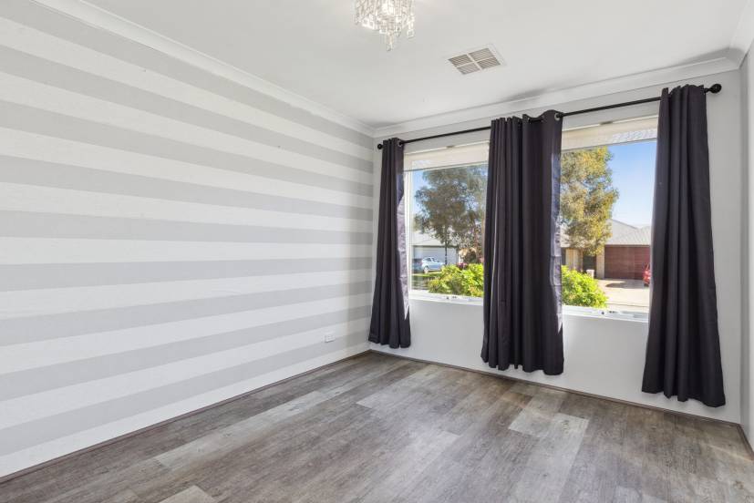 30 Barraberry Way, BYFORD, WA 6122 AUS