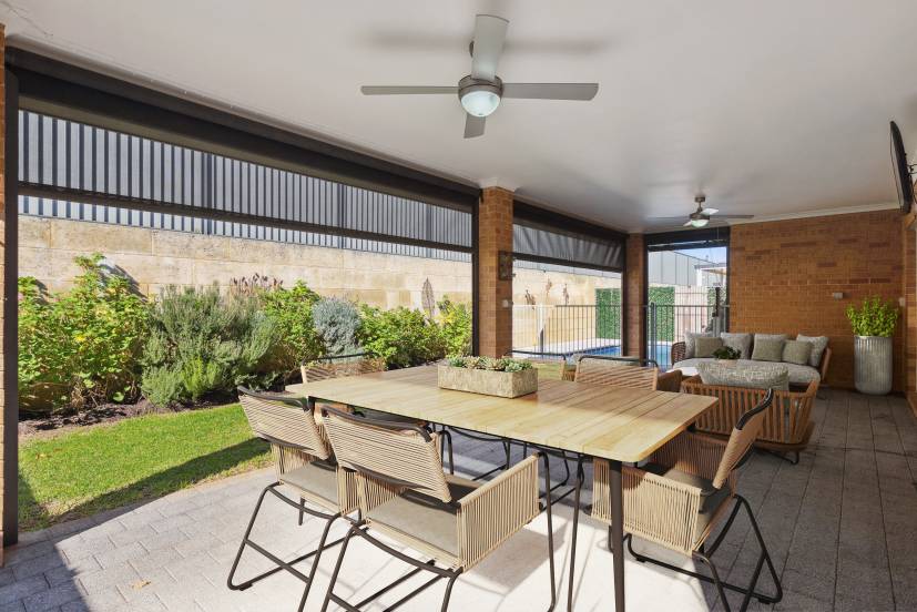 30 Barraberry Way, BYFORD, WA 6122 AUS