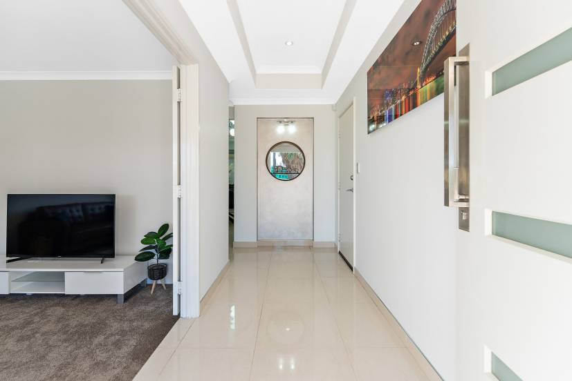 38 Hardey East Road, WATTLE GROVE, WA 6107 AUS