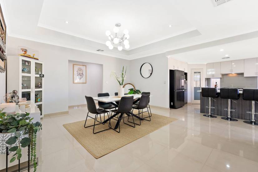 38 Hardey East Road, WATTLE GROVE, WA 6107 AUS