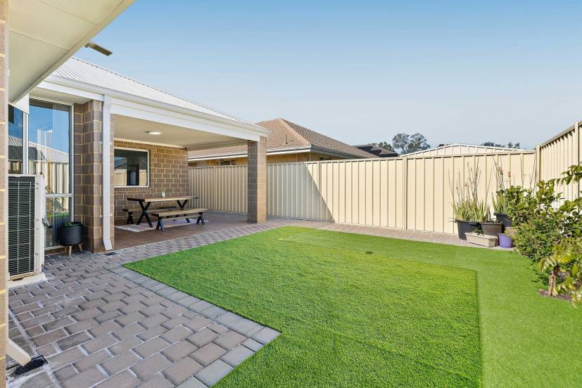 38 Hardey East Road, WATTLE GROVE, WA 6107 AUS