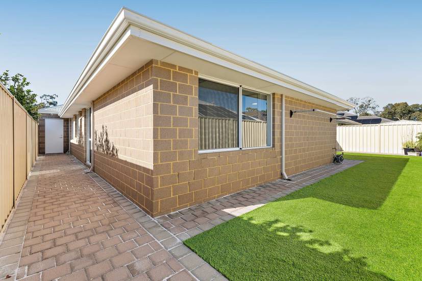 38 Hardey East Road, WATTLE GROVE, WA 6107 AUS